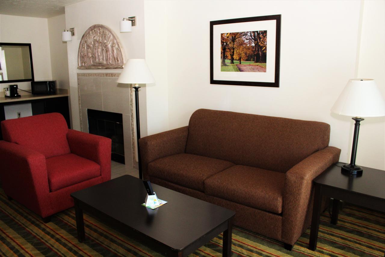 Best Western Visalia Hotel Luaran gambar